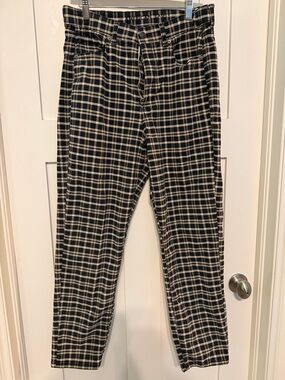 American Eagle Outfitters Mom Jean Black and Cream Plaid Straight Leg Pants
